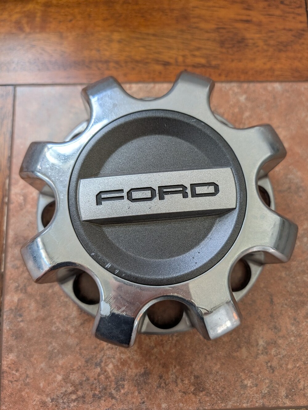 2017-2022 Ford F250 F350 Wheel Center Hub Cap Chrome LC3C-1A096-GCA Pre Owned